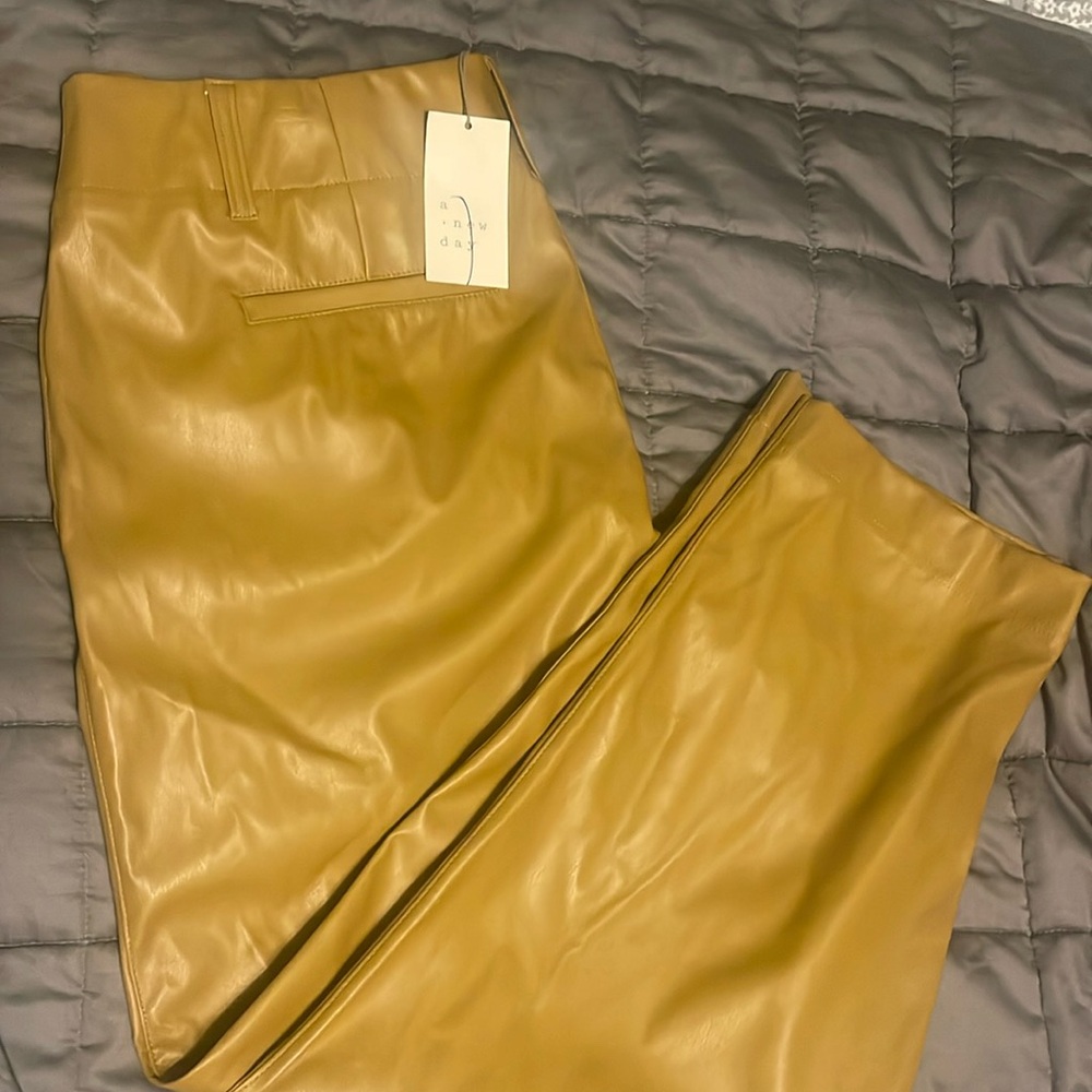 NWT A New Day Dusty Fig High Rise Faux Leather Tapered Ankle Pants Size 16